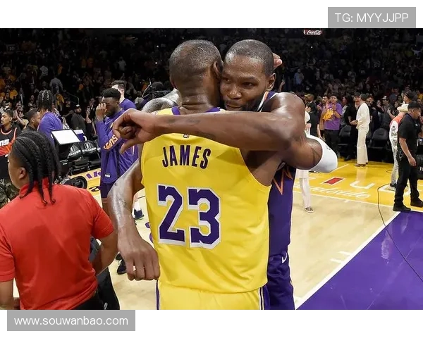 NBA圣诞大战重磅来袭 詹姆斯再战杜兰特火湖巅峰对决引爆焦点