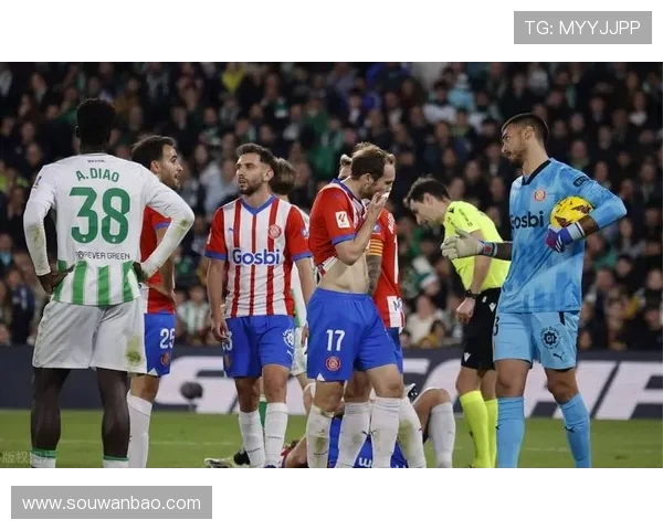 马卡报道皇马对赫罗纳卡雷拉斯或将临时担任中后卫