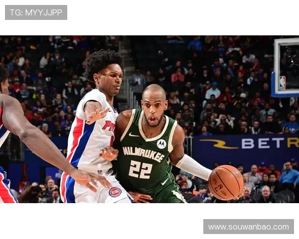 克拉克斯顿全能表现助球队取胜18分10板6助2断3帽展现实力